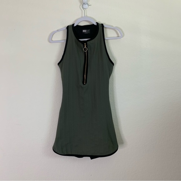 Beach Riot sport Matilda 1/4 zip Mini Dress M - Picture 2 of 9